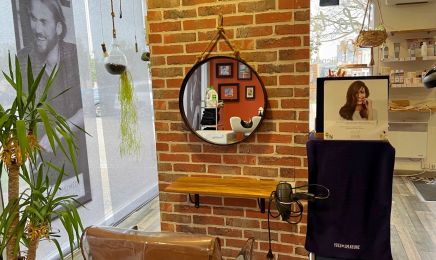 La Tête Ailleurs - Quelaines-Saint-Gault  : Coiffeur à Quelaines-Saint-Gault