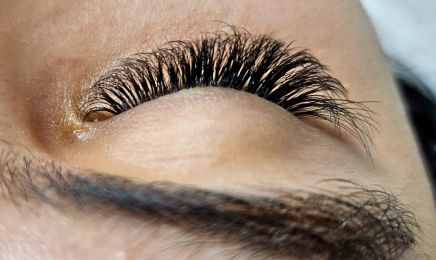 Beewomanly Brow & Lashes : Institut de beauté à Lyon