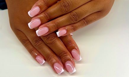 GLOSSYBEAUTY : Manucure à Marseille
