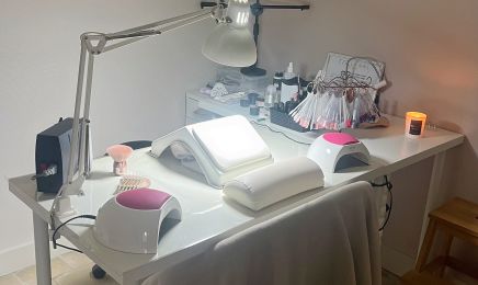 Ongles Kate eyes : Manucure à Veuzain-sur-Loire