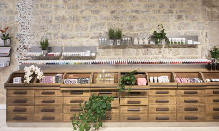 Kure Bazaar - 165 Rue Saint-Honoré : Institut de beauté à Paris