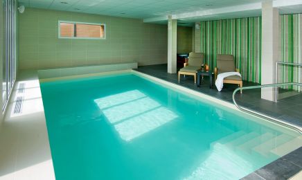 Best Western Plus Les Terrasses de Bréhat - Ploubazlanec : Manucure à Ploubazlanec