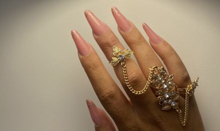 Nouna Ongles & Tête en l'hair : Manucure à Châteaurenard