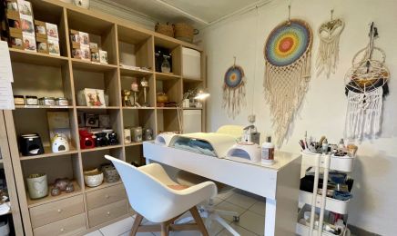 En Beauté Simone  : Institut de beauté à Pont-à-Celles