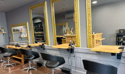Art Et Couleurs  : Coiffeur à Vichy