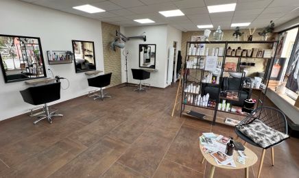 Atelier du ciseau : Coiffeur à Le Chatellier