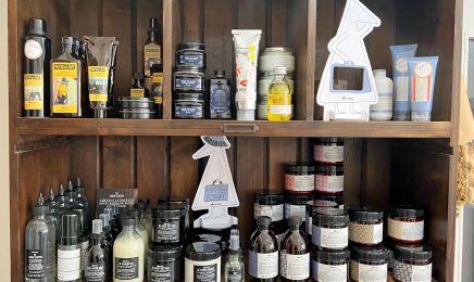 Figaro Salon de coiffure  : Coiffeur à Laval