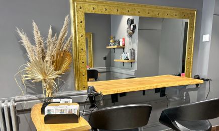 Art Et Couleurs  : Coiffeur à Vichy