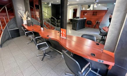 Betty Poirier  : Coiffeur à Le Mans