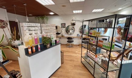 Bulles de Couleurs : Coiffeur à La Ferté-Bernard