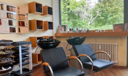  Haarstudio Cordula: Barbershop in Neu-Ulm
