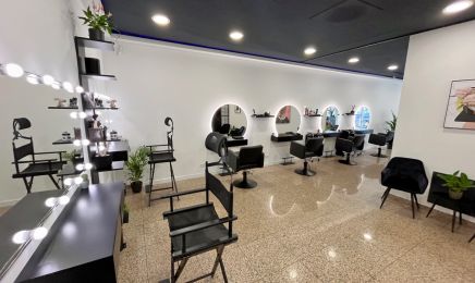 SZENHAARIO by Gueli: Friseur in Darmstadt