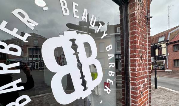 BEAUTY BARBER