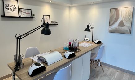 Maë Institut et Salon d'Eryn : Manucure à Vinon-sur-Verdon
