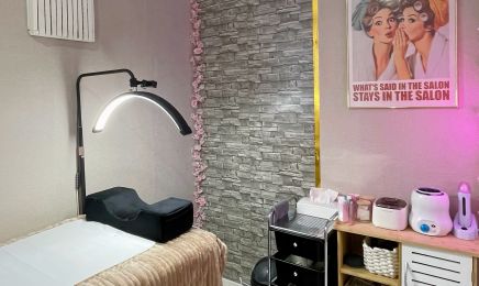 Pinkynight Beauty X L'atelier de Krystale : Institut de beauté à Bernières-sur-Mer