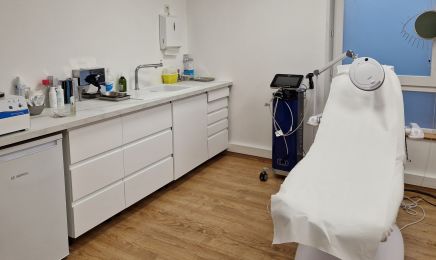 Dr Laure Brouard (médecine esthétique, injections, épilation laser, hydrafacial et cryolipolyse) : Institut de beauté à La Rochelle