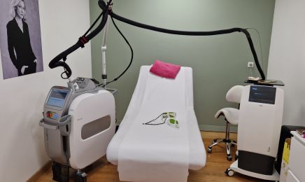 Dr Laure Brouard (médecine esthétique, injections, épilation laser, hydrafacial et cryolipolyse) : Institut de beauté à La Rochelle