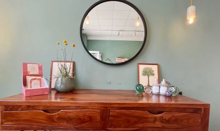 Friseur Annette Papp: Kosmetikstudio in Frankfurt am Main