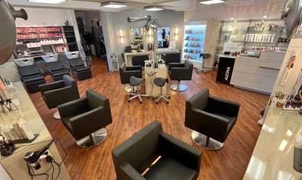Friseurteam Haarlekin: Friseur in Bad Nauheim