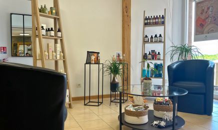 Hair cut By LM : Coiffeur à Tronget