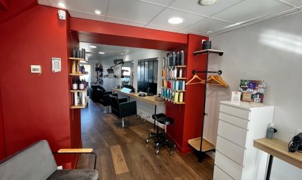 Caroline Artisan Coiffeur : Institut de beauté à Saint-Gildas-des-Bois
