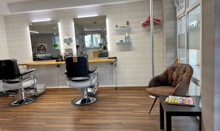 SalonSusam - Friseursalon Susanne Amann: Friseur in Erbach