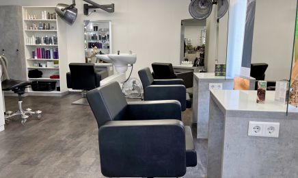 Friseur Haarmonie Inh. Sabine Thumm: Nagelstudio in Tuttlingen