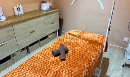 L'art du soin by Charlotte : Manucure à Pontgibaud
