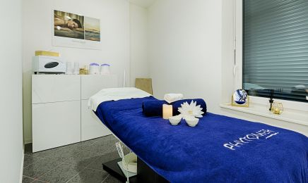 SS Beauty Village  : Coiffeur à Village-Neuf