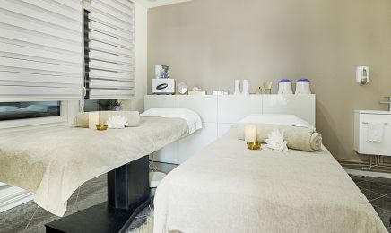 SS Beauty Village  : Coiffeur à Village-Neuf