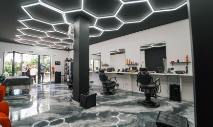 Truji Barber  : Manucure à Montady