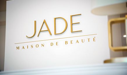 Jade maison de beauté : Coiffeur à Tours