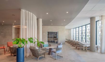 Marina Baie des Anges - Spa : Manucure à Villeneuve-Loubet