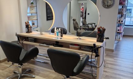 O2 Couleurs : Coiffeur à Saint-Lambert-la-Potherie