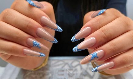 RitaNailsEyes : Institut de beauté à Le Mans
