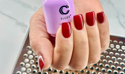 Queen Beautynails  : Manucure à  Hyères