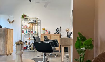 Salon Charlotte : Coiffeur à Boeil-Bezing