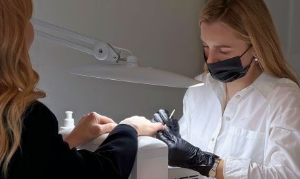 EN STUDIO Nails by Elvira  : Manucure à Paris