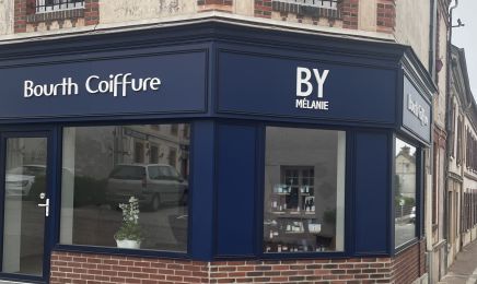 Bourth Coiffure By Mélanie  : Coiffeur à Bourth