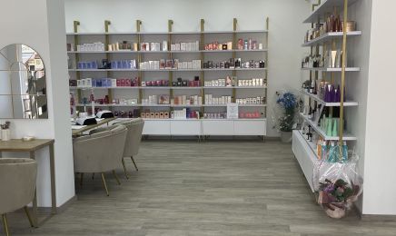 Secret Beauté l'Institut Parfumerie : Manucure à Roye