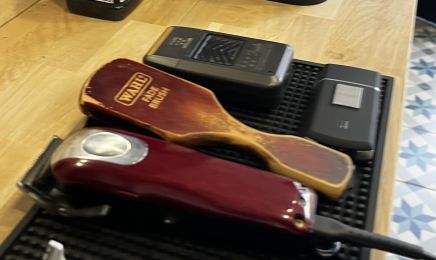 Au 137 Coiffeur & Barbier : Barbier à Talence