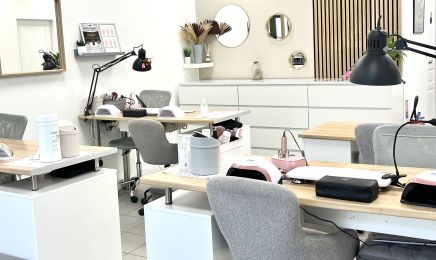 Les trésors de l‘ongle : Institut de beauté à Rousset