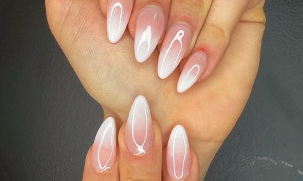 Karolnails Chez Les Coiffeurs du Sud  : Manucure à Marseille