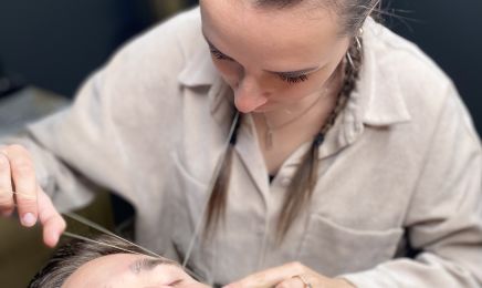 NESA Esthétique : Manucure à Pau