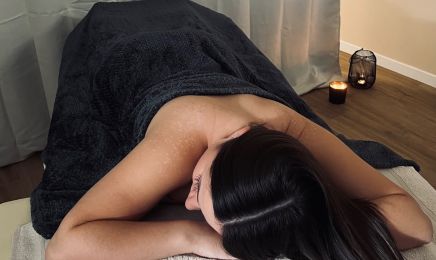 L’institut es belle & spa : Manucure à Bouy