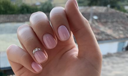 Manon Nails Beauty  : Manucure à Saint-Caprais-de-Bordeaux