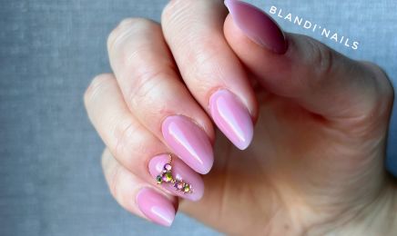 Blandi nails : Manucure à Parigné-le-Pôlin