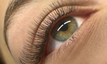 Hello Cils : Manucure à Duppigheim