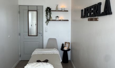 Laperla Esthetic : Manucure à Avignon