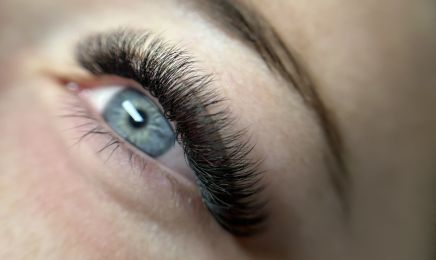 RVLLASHES : Institut de beauté à Décines-Charpieu